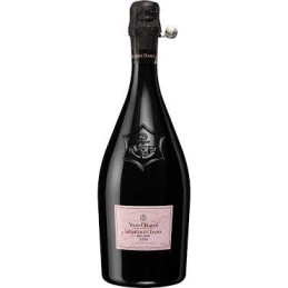 CHAMPAGNE VEUVE CLICQUOT LA...
